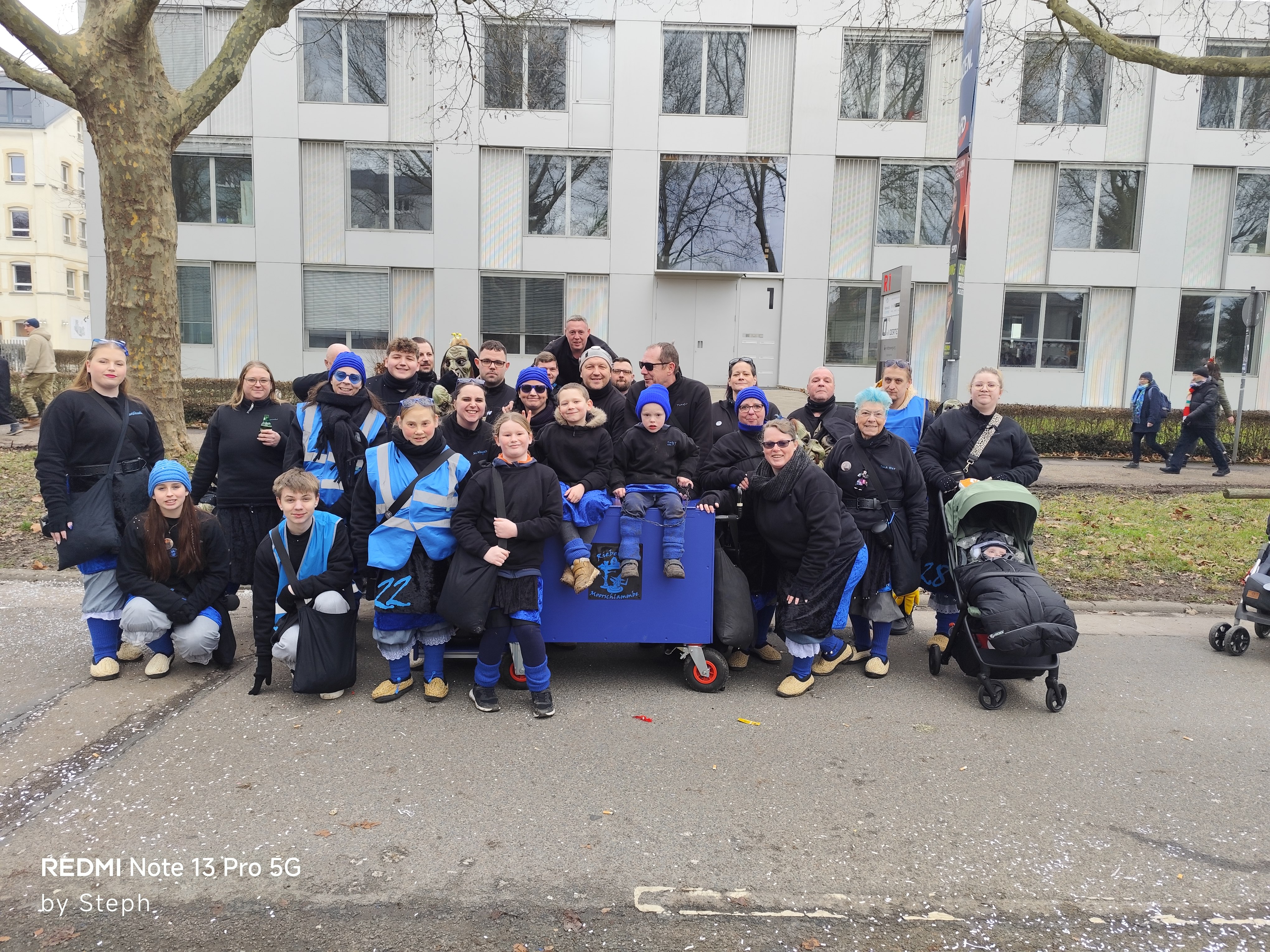 Die Rieberger Moorschlammbe beim Umzug in Durlach 2026