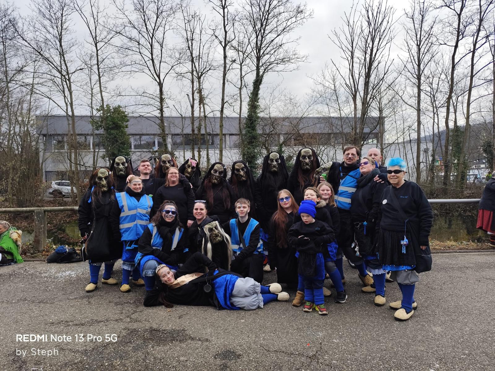 Gemeinsames Gruppenfoto beim Umzug in Grötzingen